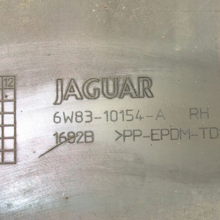 JAGUAR OE 6W83-10154-A MOULURE SEUIL