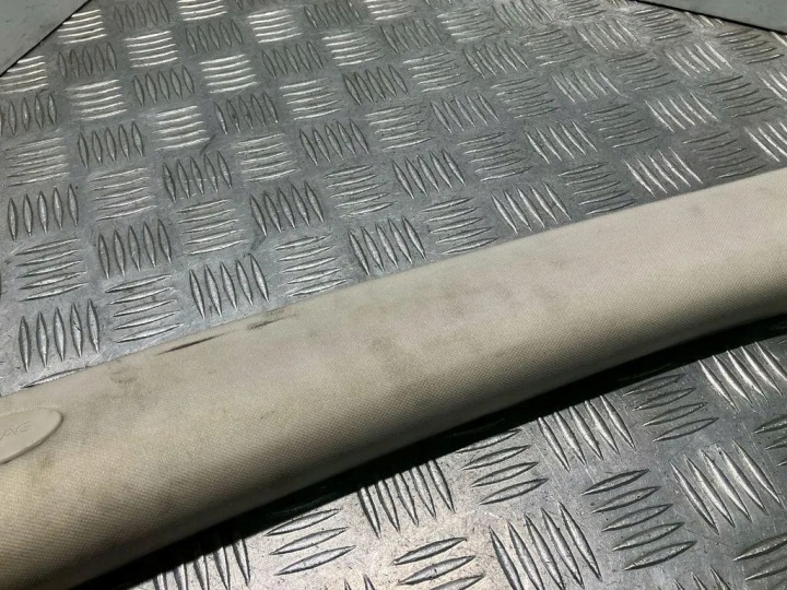 AVANT DROITE PROTECTION MONTANTS LAND ROVER RANGE ROVER SPORT (L320) 631240082