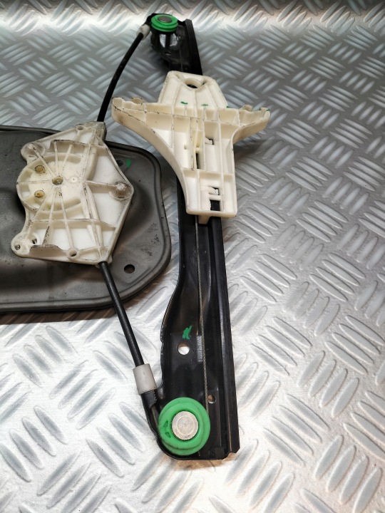 MÉCANISME VITRES GAUCHE ARRIÈRE VW GOLF V 5 PORTES HAYON 1K4839401D XYZ