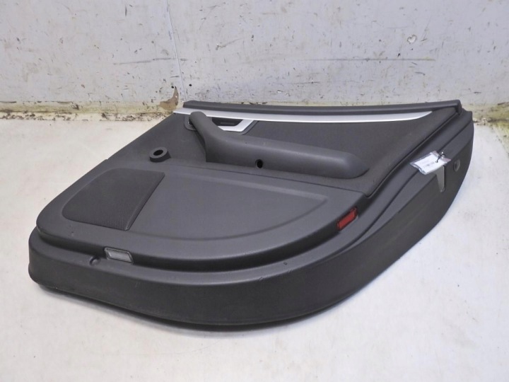 GARNITURE PORTES DROIT ARRIÈRE AUDI A4 B7 AVANT 8E0867306