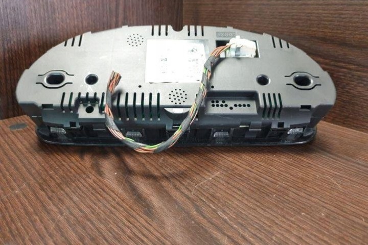 COMPTEUR MERCEDES-BENZ SPRINTER 5-T FURGON (906) 9069002200 2.1L DIESEL