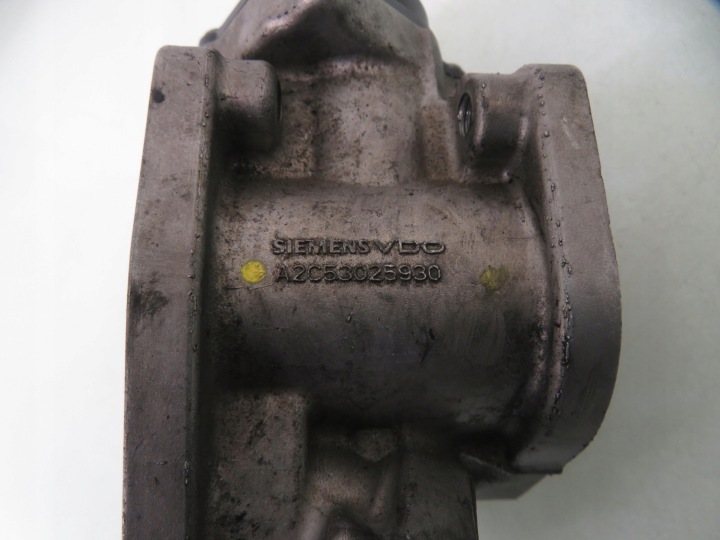 VANNE EGR RENAULT SCENIC II 1.9 DCI F9Q 812 8200630740A H8200194323