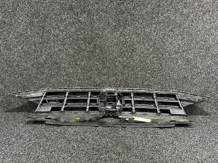 VW PASSAT B8 LIFT R-LINE 19-24 GRILLE CALANDRE RADIATEUR 3G0853651DE