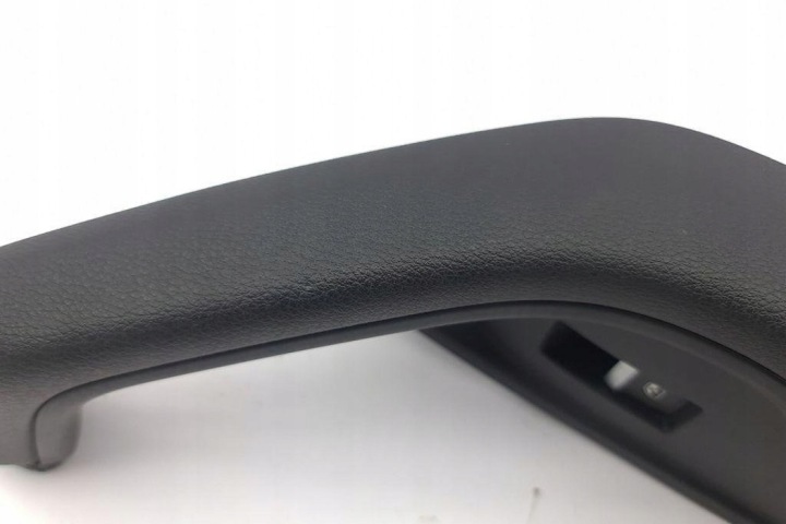 MOULURE DÉCORATIVE FLANC ARRIÈRE GAUCHES PORTES AUDI A4 AVANT (8W5, B9)