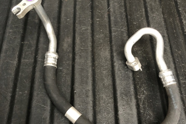 TUBES CLIMATISATION MERCEDES-BENZ C (W205) A2058306501 2.1L DIESEL 125KW