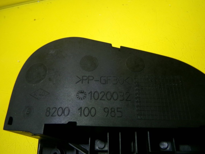CLAPET GOULOTTE DE REMPLISSAGE CARBURANTS RENAULT ESPACE IV 2003 CODE LAK: NV603 8200100985 NR474