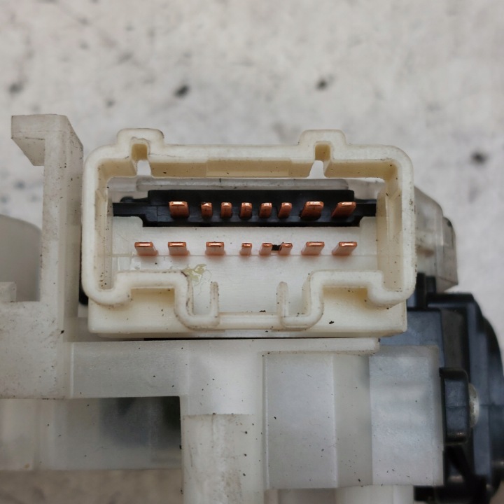 SUBARU FORESTER SH 3 COMMUTATEUR COMPOSITE 83111FG15