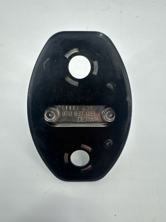 AUDI A4 S4 B8 8K 2011 CROCHET SERRURE PORTES AVANT