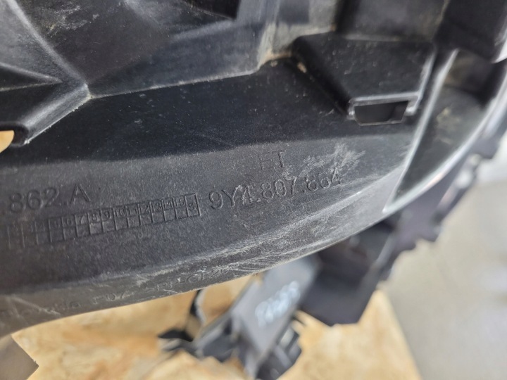 GLISSIÈRE FIXATION PARE-CHOCS DROIT ARRIÈRE ANTENNE PORSCHE CAYENNE 9Y4 23-