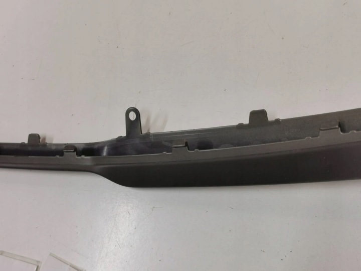 MOULURE DOUBLURE DIFFUSEUR PARE-CHOCS ARRIÈRE PORSCHE MACAN 95C 8.027