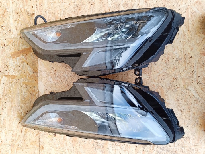 AUDI A3 8Y 2025 LIFT PHARE PHARES DROITE GAUCHE 8Y0941012C 8Y0941011C COMPLET