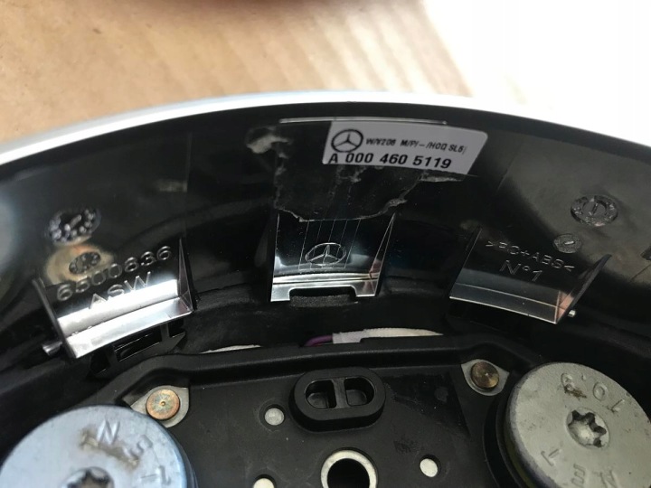 MERCEDES W206 C CLASSE VOLANT CUIR A0004605119