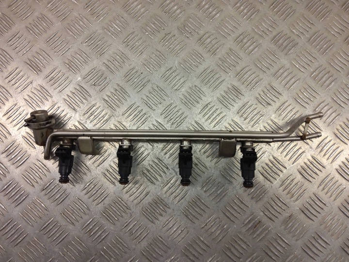 AUDI A3 S3 8L 2003 MOULURE INJECTION