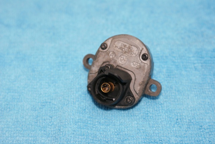 CAMÉRA AVEC PARE-CHOCS GAUCHE SIDE VIEW OE BMW F01 F07 F10 F11 F30 F32 9240352-01