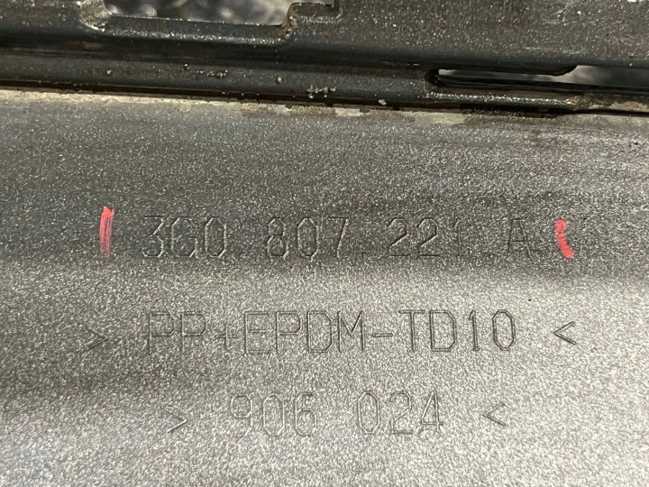 VW PASSAT B8 3G0 14-19 PARE-CHOCS AVANT AVANT