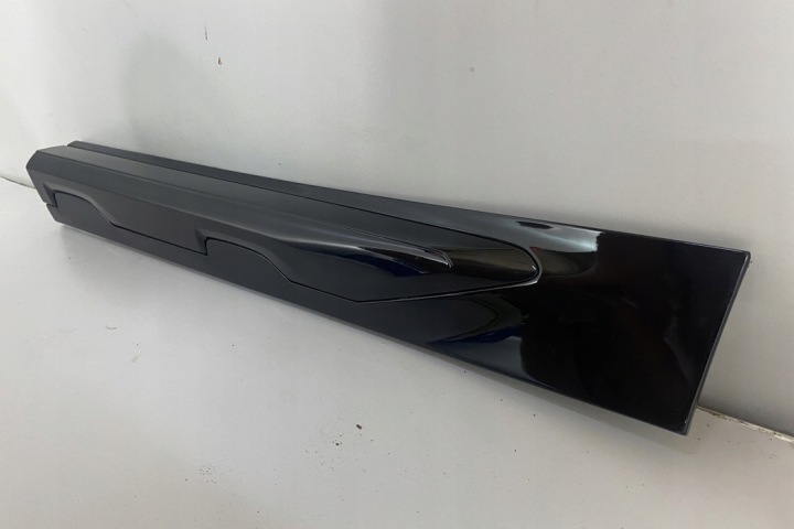 MOULURE INFÉRIEURE ARRIÈRE GAUCHES PORTES BMW X3 (G01, F97) 7410053 2018