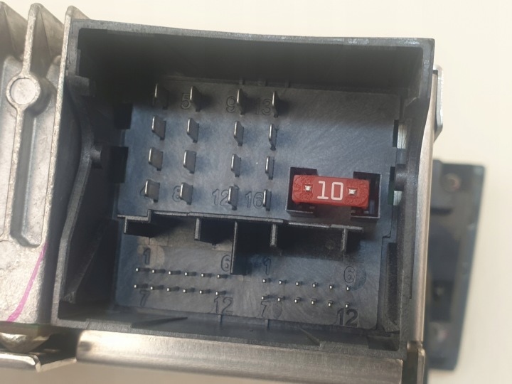BMW E90 E87 RADIO AUTORADIO BUSINES CD 6975015 ORIGINAL