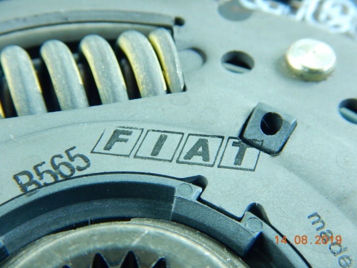 EMBRAYAGE DISQUE COLLIER FIAT UNO 1.4 1.7 D TD 5890415