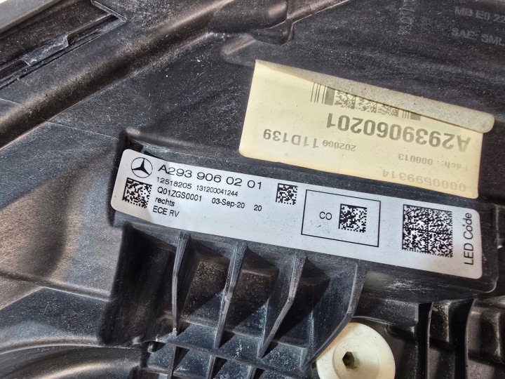 MERCEDES PHARE DROITE EQC W293 N293 293 A2939060201