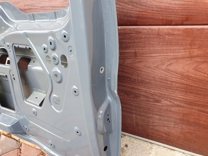 COUVERCLES DE COFFRE COUVERCLES DE COFFRE ARRIÈRE NISSAN TOWNSTAR 21- 901223743R