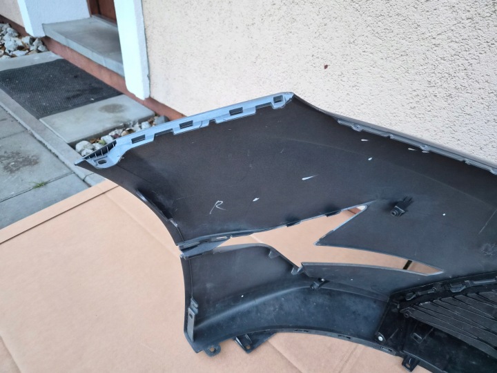 PARE-CHOCS AVANT KIA CEED III LIFT ORIGINAL