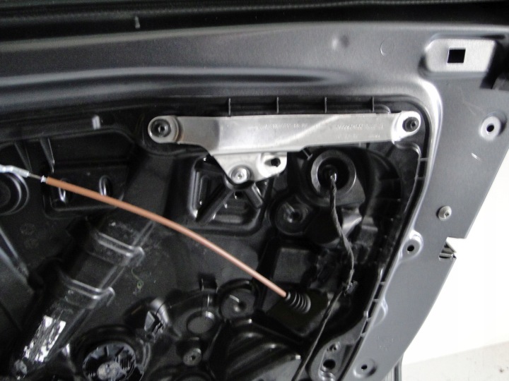 MERCEDES C CLASSE W206 S206 206 PORTES AVANT DROIT 992