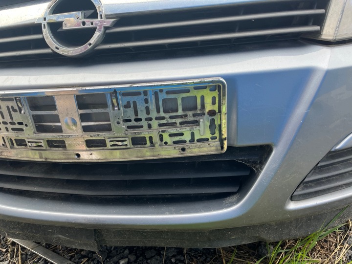 OPEL ASTRA H PARE-CHOCS AVANT AVANT Z163