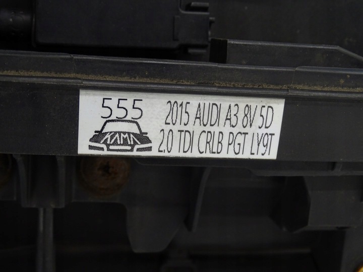 JEU COURROIE AVANT AVANT RENFORCEMENT RADIATEURS POUTRE AUDI A3 8V 12-20R 2.0 TDI