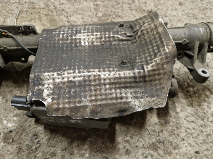 CRÉMAILLÈRE DE DIRECTION DIRECTION MERCEDES B-KLASA W246 2013R 1.8 CDI
