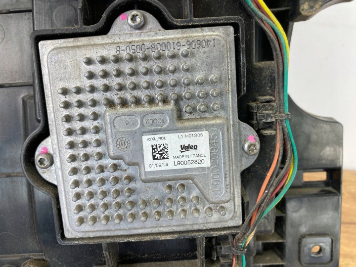 PHARE ARRIÈRE DROITE LED CADILLAC ESCALADE IV 2015+