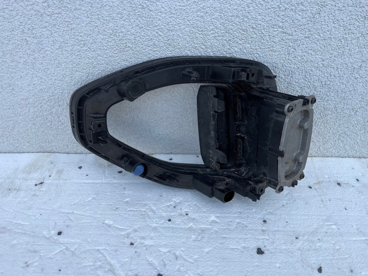 PHARES ANTIBROUILLARD DROIT LED FJD VW T ROC T-ROC LIFT 2GA941056H EN BON ÉTAT