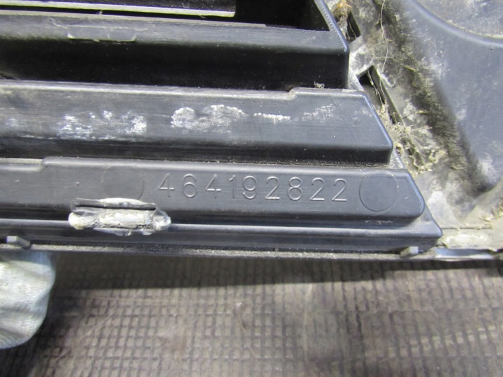GRILLE OPEL VECTRA C 02-05R 13106814