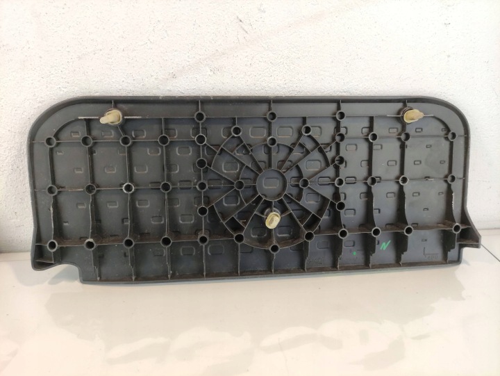 RENAULT TRAFIC III PROTECTION MARCHES PODNOZEK DROIT 93868935