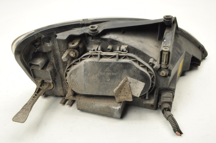 FORD GALAXY MK1 PHARE GAUCHE AVANT GAUCHE AVANT EUROPE 7M5941015E