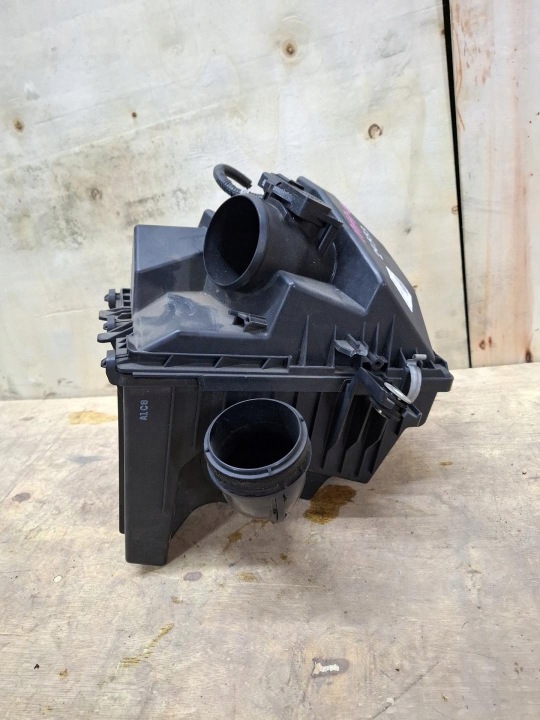 CHÂSSIS FILTRE AIR MAZDA 5 2 2011 LFBL13Z02