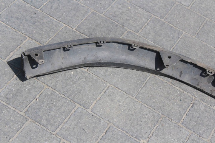 LÈVRE DOUBLURE PARE-CHOCS AVANT AVENSIS T25 06-03R 76851-05010 76852-05010