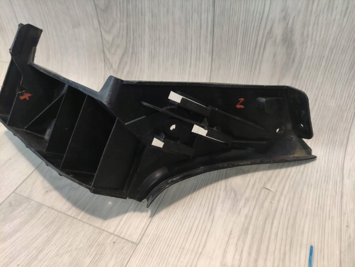 VW POLO IV 6Q6 GLISSIÈRE FIXATION PARE-CHOCS GAUCHE ARRIÈRE 6Q6807375