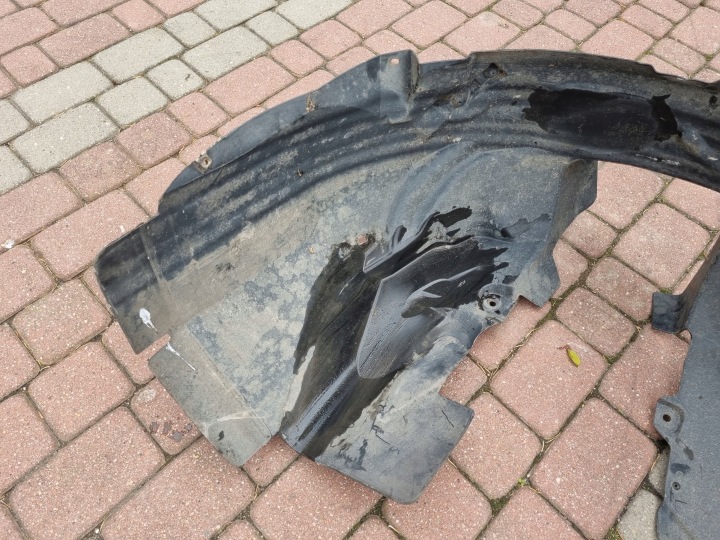 FORD MONDEO MK4 PASSAGE DE ROUE GAUCHE AVANT 7S71-A16115-A