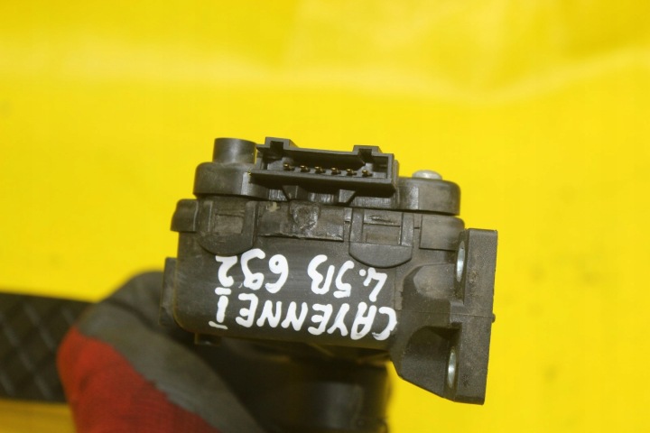 POTENCCJOMETR PÉDALE GAZ PORSCHE CAYENNE I 7L0723507