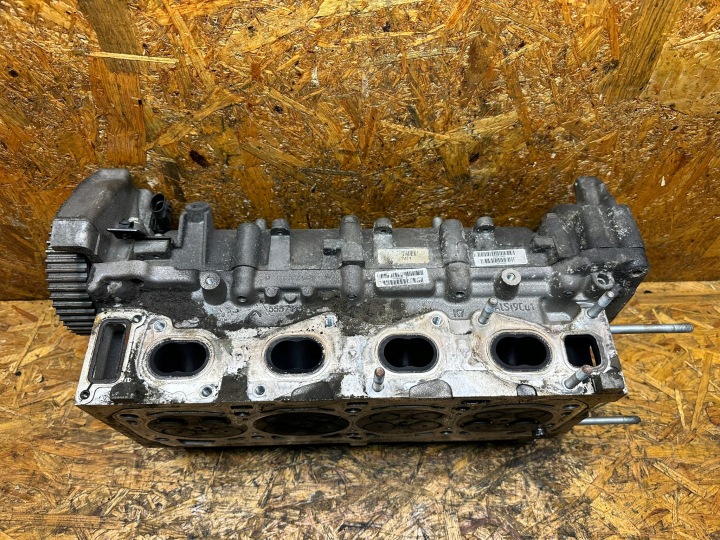 CULASSE COUVERCLE ARBRES OPEL INSIGNIA 2.0 CDTI A20DTH 55565668 55571949