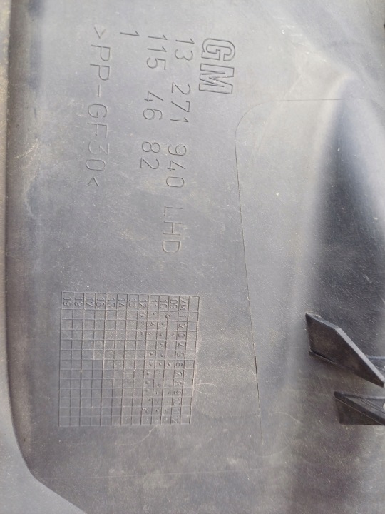 DOUBLURE DE PASSAGE DE ROUE OPEL ASTRA J NR. 13267105
