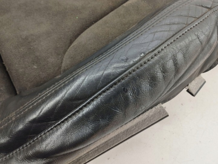 AUDI Q7 4L 2006 AVANT CÔTÉ GAUCHE SUPPORT CONSOLE SIÈGES AVANT