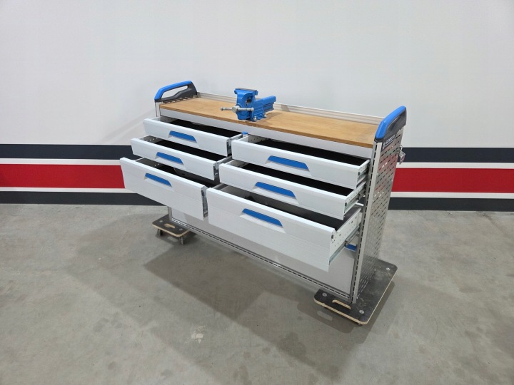CARROSSERIE DOUILLE DE SERVICE ATELIER CRAFTER SPRINTER TRANSIT MAN TGE IVECO