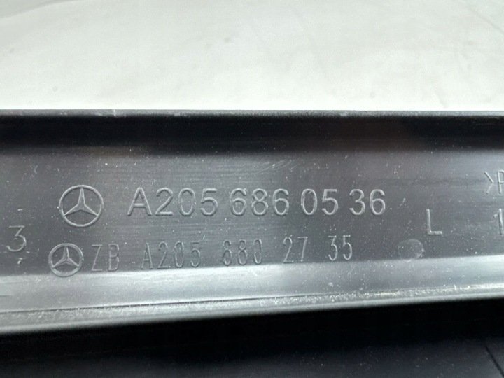 MERCEDES-BENZ EQC 2022 AVANT CÔTÉ GAUCHE MOULURE SEUIL AVANT