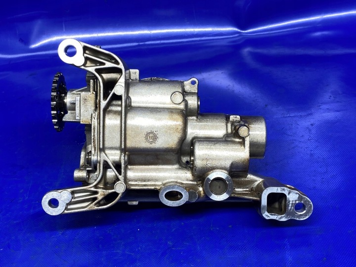 POMPE HUILES HUILEUX PEUGEOT 508 CITROEN C51.6 THP 5F02 V759401080 10FJBT