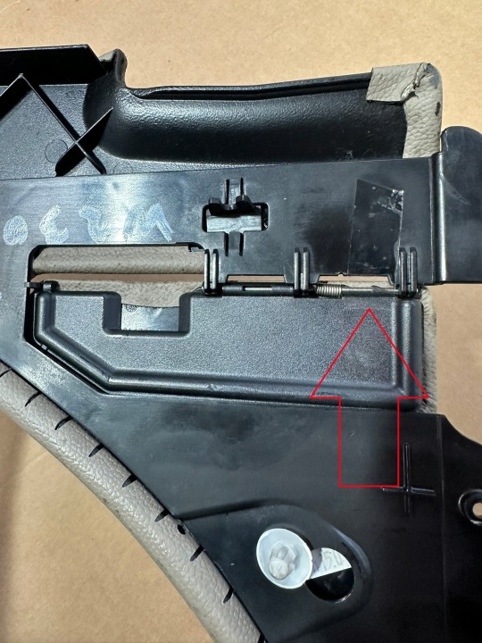 PROTECTION CHARNIÈRES GAUCHE CLAPET TOITS GAUCHE ARRIÈRE MERCEDES SL R230, W230 ZA