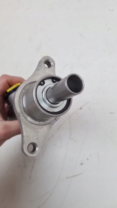 POMPE DE FREIN HELLA 8AM 355 501-911 AUDI SEAT SKODA VW