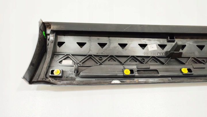 AUDI Q8 MOULURE PORTES ARRIÈRE