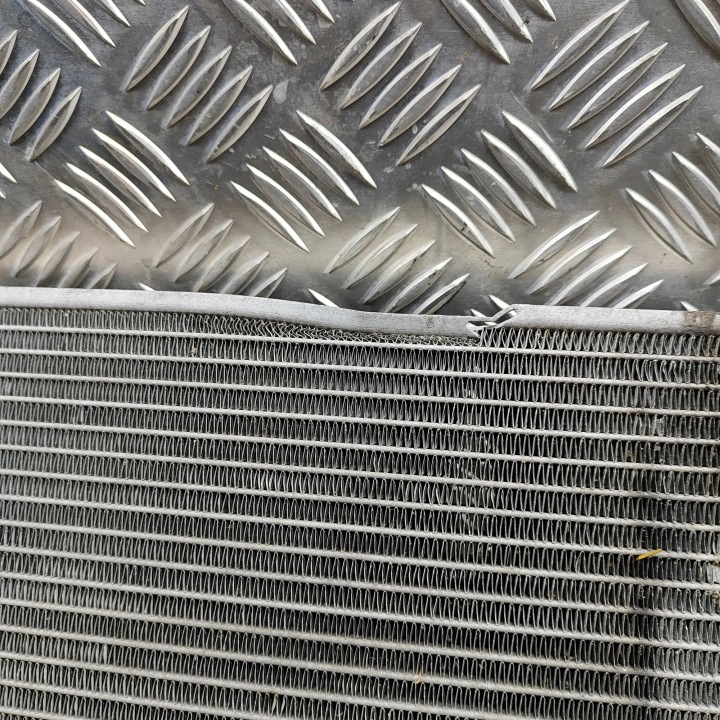 RADIATEUR EAU PEUGEOT 308 SW III 9838520180 34295032 1.5L 95KW 2023
