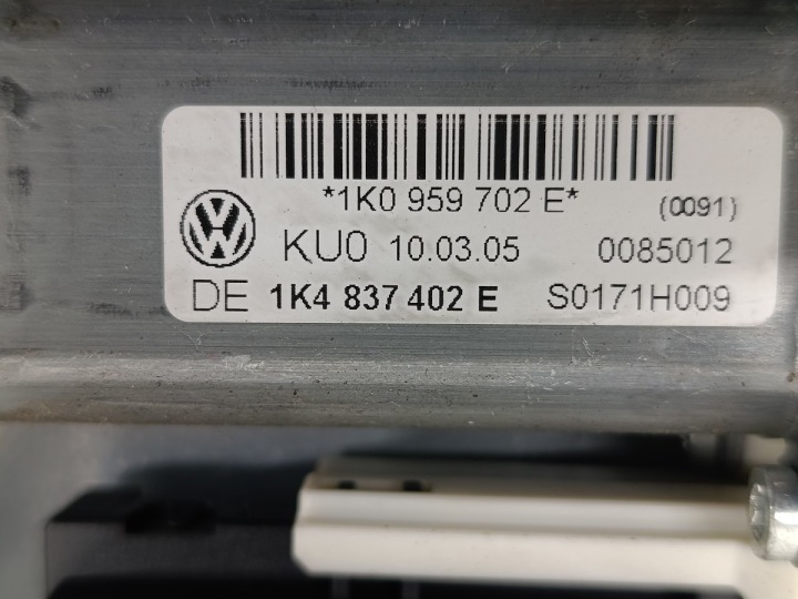 ÉLÉVATEUR VITRES DROIT AVANT VW GOLF V 1K0959702E 1K4837402E 1K0959792C